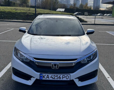 Белый Хонда Цивик, объемом двигателя 2 л и пробегом 112 тыс. км за 14200 $, фото 1 на Automoto.ua