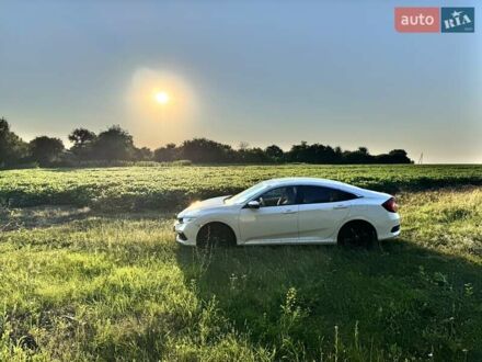 Белый Хонда Цивик, объемом двигателя 1.6 л и пробегом 84 тыс. км за 20000 $, фото 1 на Automoto.ua