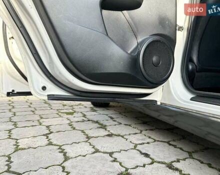 Бежевый Хонда Цивик, объемом двигателя 1.8 л и пробегом 240 тыс. км за 8900 $, фото 17 на Automoto.ua