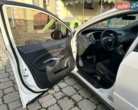 Бежевый Хонда Цивик, объемом двигателя 1.8 л и пробегом 240 тыс. км за 8900 $, фото 10 на Automoto.ua