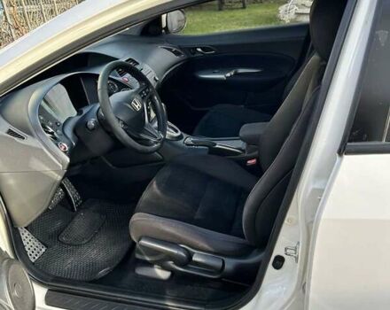 Бежевый Хонда Цивик, объемом двигателя 1.8 л и пробегом 240 тыс. км за 8900 $, фото 24 на Automoto.ua