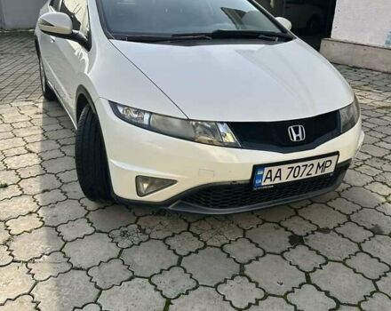 Бежевый Хонда Цивик, объемом двигателя 1.8 л и пробегом 240 тыс. км за 8900 $, фото 5 на Automoto.ua