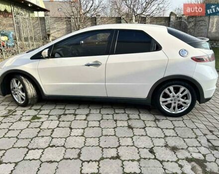 Бежевый Хонда Цивик, объемом двигателя 1.8 л и пробегом 240 тыс. км за 8900 $, фото 25 на Automoto.ua