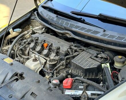 Бежевий Хонда Сівік, об'ємом двигуна 1.8 л та пробігом 216 тис. км за 7499 $, фото 13 на Automoto.ua