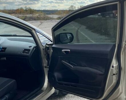 Бежевий Хонда Сівік, об'ємом двигуна 1.8 л та пробігом 263 тис. км за 7000 $, фото 44 на Automoto.ua