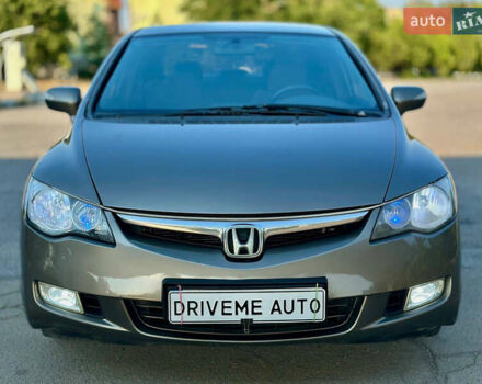 Бежевий Хонда Сівік, об'ємом двигуна 1.3 л та пробігом 235 тис. км за 5499 $, фото 1 на Automoto.ua