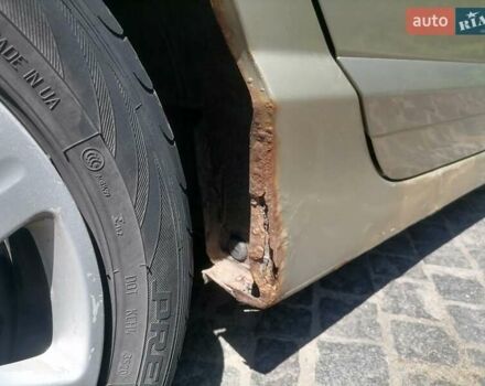 Бежевый Хонда Цивик, объемом двигателя 1.8 л и пробегом 258 тыс. км за 4200 $, фото 9 на Automoto.ua