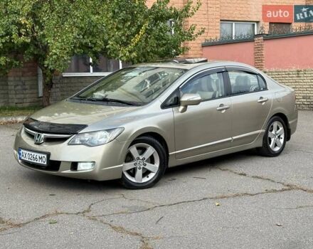 Бежевый Хонда Цивик, объемом двигателя 1.8 л и пробегом 242 тыс. км за 6300 $, фото 1 на Automoto.ua