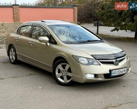 Бежевый Хонда Цивик, объемом двигателя 1.8 л и пробегом 242 тыс. км за 6300 $, фото 8 на Automoto.ua
