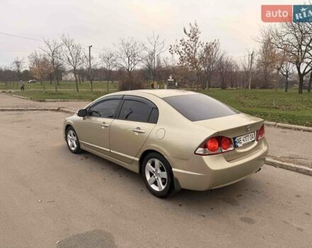 Бежевий Хонда Сівік, об'ємом двигуна 1.8 л та пробігом 187 тис. км за 5899 $, фото 5 на Automoto.ua