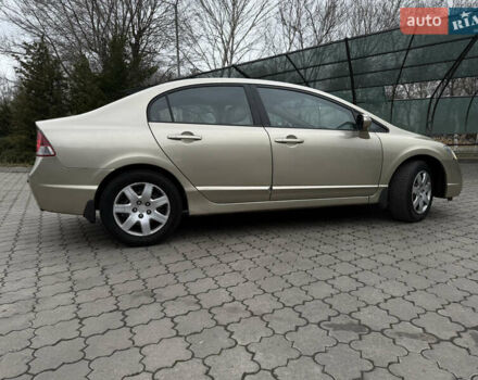 Бежевий Хонда Сівік, об'ємом двигуна 1.8 л та пробігом 175 тис. км за 6300 $, фото 6 на Automoto.ua