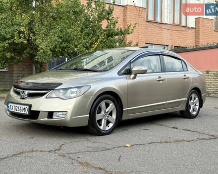 Бежевый Хонда Цивик, объемом двигателя 1.8 л и пробегом 242 тыс. км за 6300 $, фото 2 на Automoto.ua