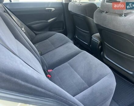 Бежевий Хонда Сівік, об'ємом двигуна 1.8 л та пробігом 168 тис. км за 6799 $, фото 27 на Automoto.ua