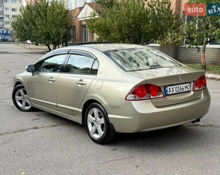 Бежевый Хонда Цивик, объемом двигателя 1.8 л и пробегом 242 тыс. км за 6300 $, фото 4 на Automoto.ua