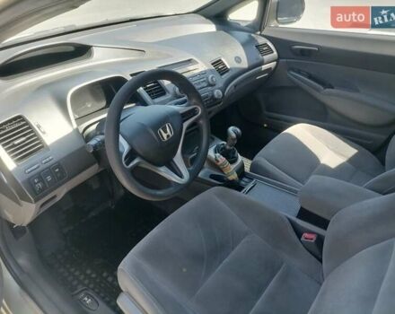 Бежевый Хонда Цивик, объемом двигателя 1.8 л и пробегом 258 тыс. км за 4200 $, фото 7 на Automoto.ua