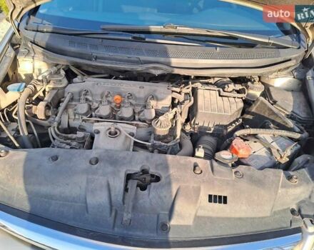 Бежевий Хонда Сівік, об'ємом двигуна 1.8 л та пробігом 157 тис. км за 7500 $, фото 13 на Automoto.ua