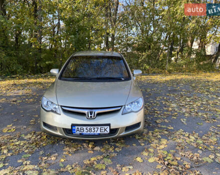 Бежевий Хонда Сівік, об'ємом двигуна 1.8 л та пробігом 231 тис. км за 6300 $, фото 3 на Automoto.ua