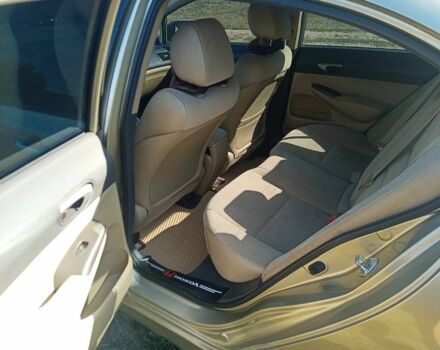 Бежевий Хонда Сівік, об'ємом двигуна 1.3 л та пробігом 188 тис. км за 6800 $, фото 5 на Automoto.ua