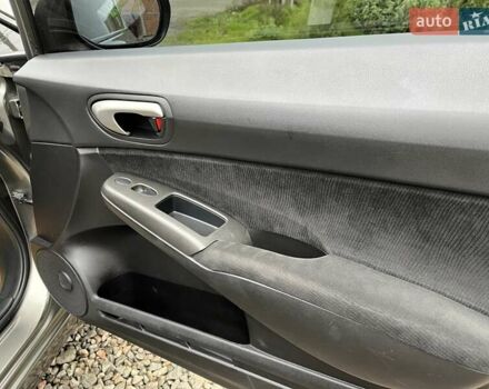 Бежевый Хонда Цивик, объемом двигателя 1.8 л и пробегом 160 тыс. км за 7700 $, фото 51 на Automoto.ua