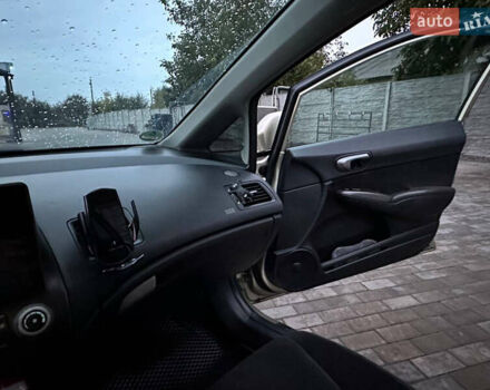 Бежевый Хонда Цивик, объемом двигателя 1.8 л и пробегом 230 тыс. км за 6500 $, фото 10 на Automoto.ua