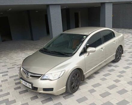 Бежевый Хонда Цивик, объемом двигателя 1.8 л и пробегом 290 тыс. км за 5700 $, фото 2 на Automoto.ua