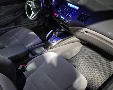 Бежевый Хонда Цивик, объемом двигателя 1.8 л и пробегом 161 тыс. км за 7000 $, фото 6 на Automoto.ua