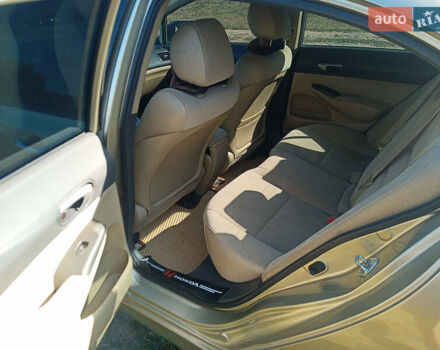 Бежевый Хонда Цивик, объемом двигателя 1.34 л и пробегом 180 тыс. км за 6800 $, фото 6 на Automoto.ua