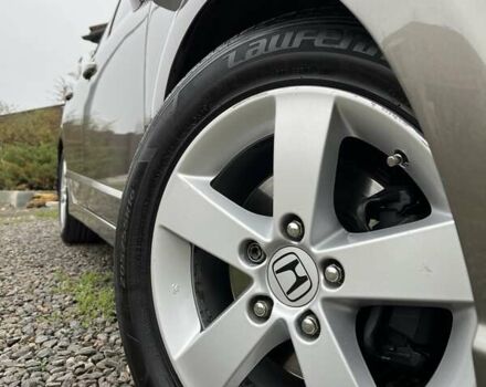 Бежевый Хонда Цивик, объемом двигателя 1.8 л и пробегом 160 тыс. км за 7700 $, фото 6 на Automoto.ua