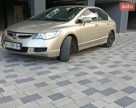 Бежевый Хонда Цивик, объемом двигателя 1.8 л и пробегом 290 тыс. км за 5700 $, фото 10 на Automoto.ua