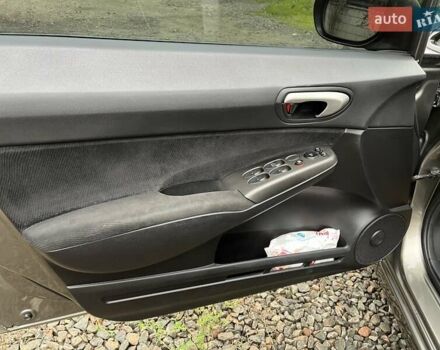 Бежевый Хонда Цивик, объемом двигателя 1.8 л и пробегом 160 тыс. км за 7700 $, фото 44 на Automoto.ua