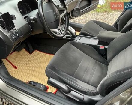 Бежевый Хонда Цивик, объемом двигателя 1.8 л и пробегом 160 тыс. км за 7700 $, фото 41 на Automoto.ua