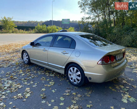 Бежевий Хонда Сівік, об'ємом двигуна 1.8 л та пробігом 231 тис. км за 6300 $, фото 6 на Automoto.ua