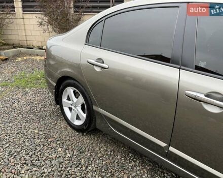 Бежевый Хонда Цивик, объемом двигателя 1.8 л и пробегом 160 тыс. км за 7700 $, фото 3 на Automoto.ua