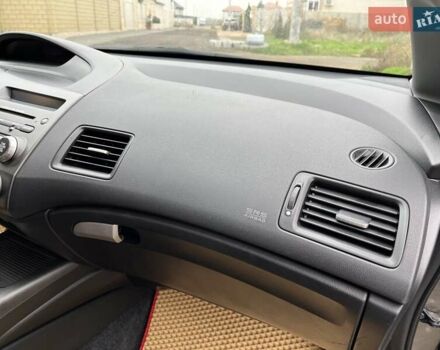 Бежевый Хонда Цивик, объемом двигателя 1.8 л и пробегом 160 тыс. км за 7700 $, фото 48 на Automoto.ua