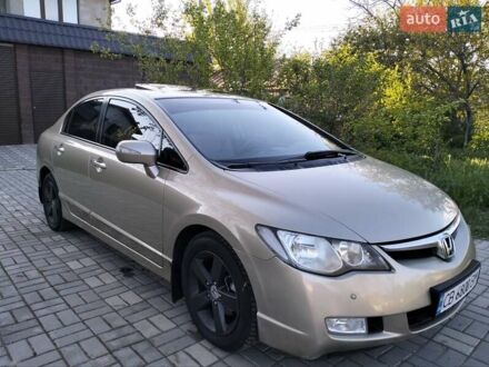 Хонда Сівік 2007 у Миколаєві на Automoto.ua Бежевий Хонда Сівік, об'ємом двигуна 1.8 л та пробігом 160 тис. км за 7299 $, фото 1 на Automoto.ua