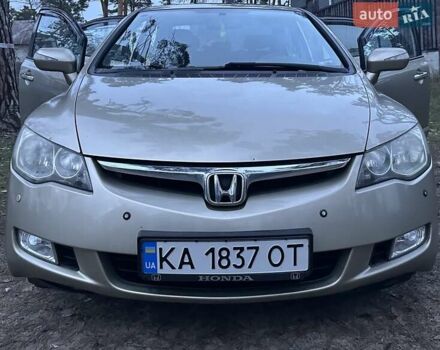 Бежевый Хонда Цивик, объемом двигателя 1.8 л и пробегом 129 тыс. км за 7000 $, фото 1 на Automoto.ua