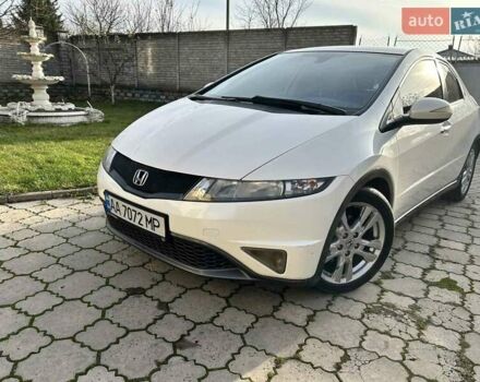 Бежевый Хонда Цивик, объемом двигателя 1.8 л и пробегом 240 тыс. км за 8900 $, фото 1 на Automoto.ua