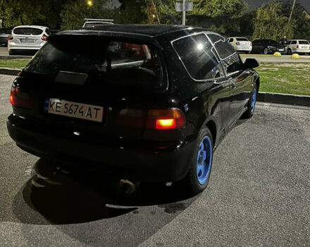 Черный Хонда Цивик, объемом двигателя 1.3 л и пробегом 400 тыс. км за 2200 $, фото 4 на Automoto.ua