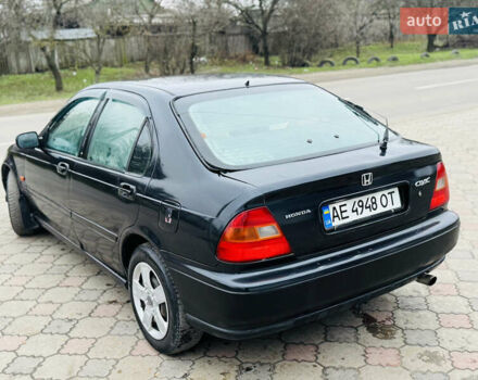 Черный Хонда Цивик, объемом двигателя 1.4 л и пробегом 200 тыс. км за 1950 $, фото 26 на Automoto.ua