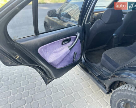 Черный Хонда Цивик, объемом двигателя 1.4 л и пробегом 400 тыс. км за 999 $, фото 20 на Automoto.ua