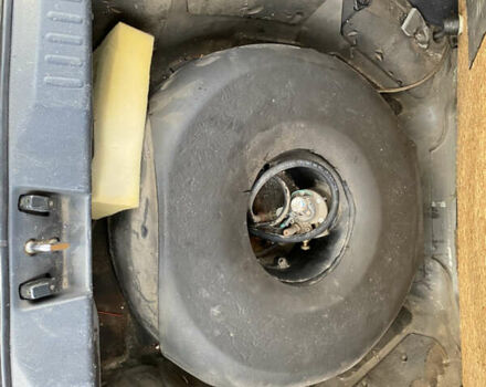 Черный Хонда Цивик, объемом двигателя 1.59 л и пробегом 327 тыс. км за 3487 $, фото 2 на Automoto.ua