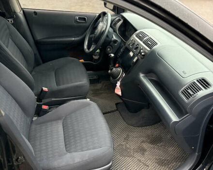 Черный Хонда Цивик, объемом двигателя 1.4 л и пробегом 300 тыс. км за 3900 $, фото 10 на Automoto.ua