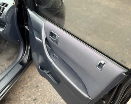 Черный Хонда Цивик, объемом двигателя 1.4 л и пробегом 300 тыс. км за 3900 $, фото 11 на Automoto.ua