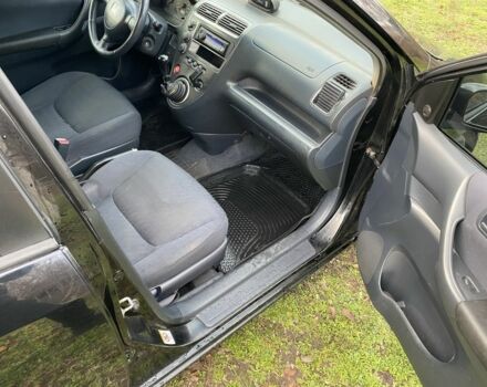 Черный Хонда Цивик, объемом двигателя 1.6 л и пробегом 327 тыс. км за 3495 $, фото 11 на Automoto.ua