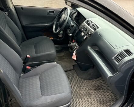 Черный Хонда Цивик, объемом двигателя 1.4 л и пробегом 300 тыс. км за 3900 $, фото 10 на Automoto.ua