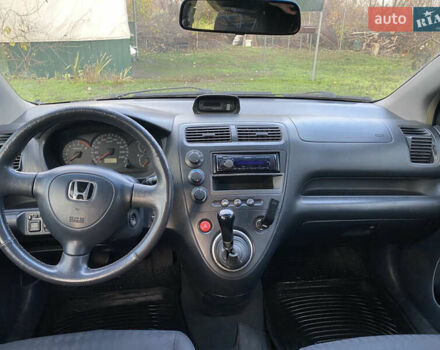 Черный Хонда Цивик, объемом двигателя 1.59 л и пробегом 327 тыс. км за 3487 $, фото 5 на Automoto.ua