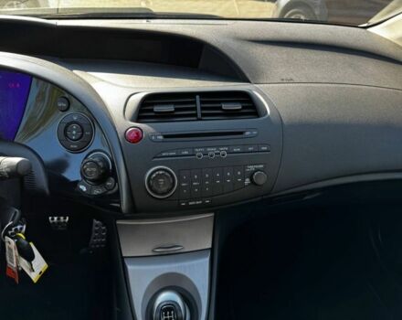 Черный Хонда Цивик, объемом двигателя 1.4 л и пробегом 187 тыс. км за 5599 $, фото 10 на Automoto.ua