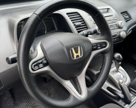 Черный Хонда Цивик, объемом двигателя 1.8 л и пробегом 265 тыс. км за 5700 $, фото 3 на Automoto.ua