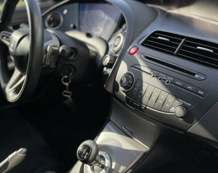 Черный Хонда Цивик, объемом двигателя 1.34 л и пробегом 120 тыс. км за 6999 $, фото 11 на Automoto.ua