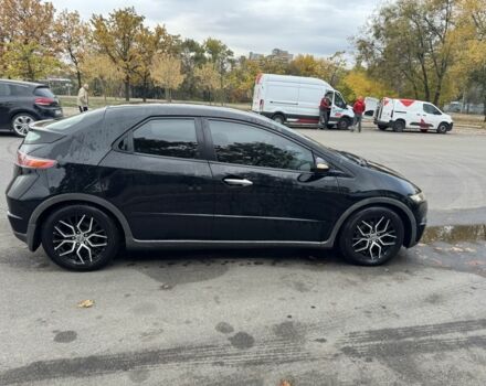 Черный Хонда Цивик, объемом двигателя 1.3 л и пробегом 130 тыс. км за 7000 $, фото 4 на Automoto.ua